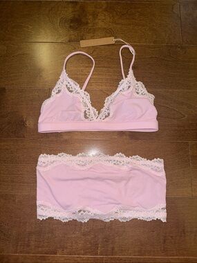 SKIMS FITS EVERYBODY LACE BRALETTE, BANDEAU CHERRY BLOSSOM TONAL XS/S
